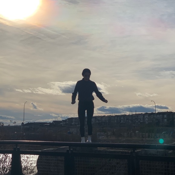 Meet your Posher, Kaitlin - Picture 1 of 1